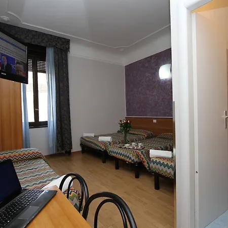 Hotel Brasil Milan-3